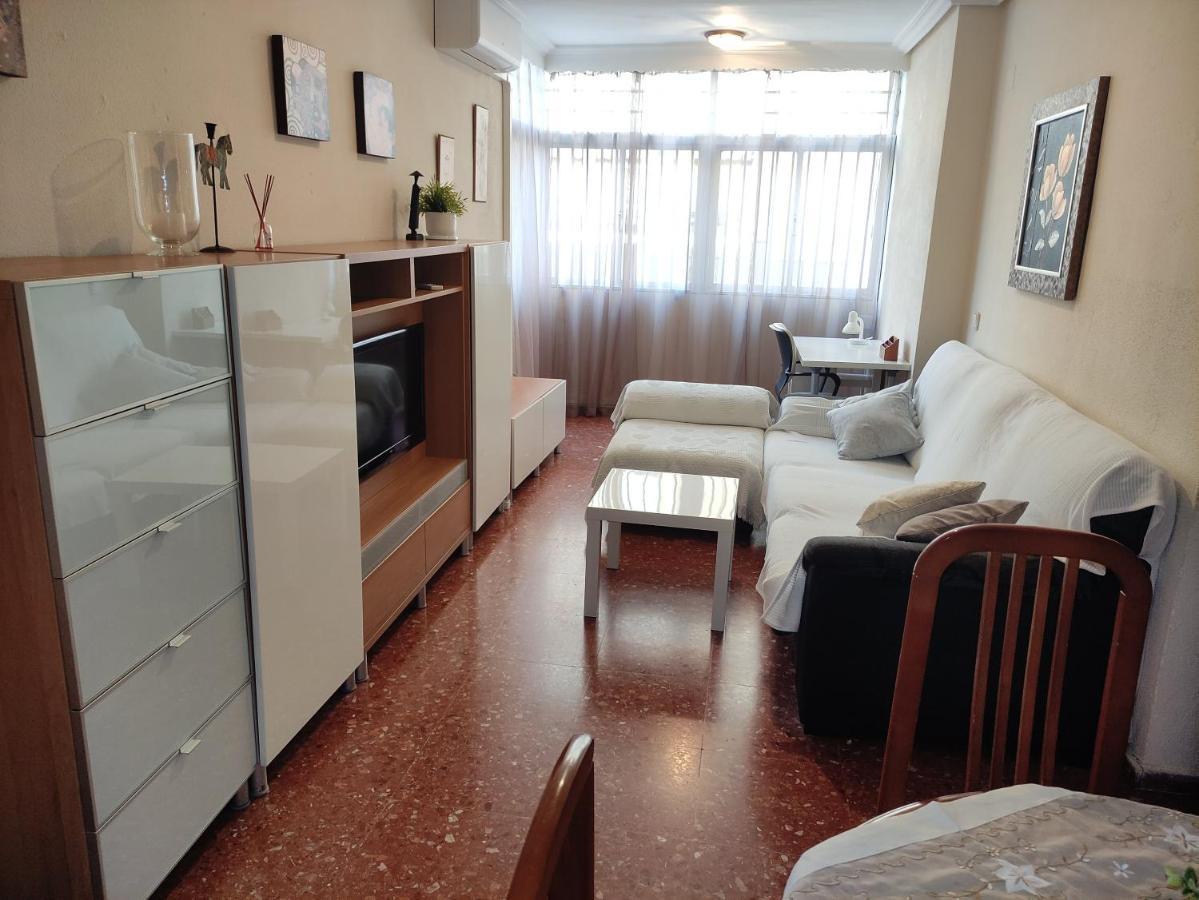 Апартаменты Amplio Piso Junto A Playa Victoria Кадис Экстерьер фото